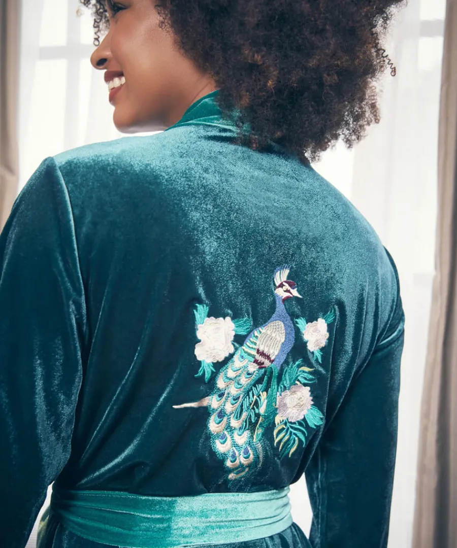 embroidered_dressing_gown_7.webp Joe Browns Gifts<Embroidered Dressing Gown