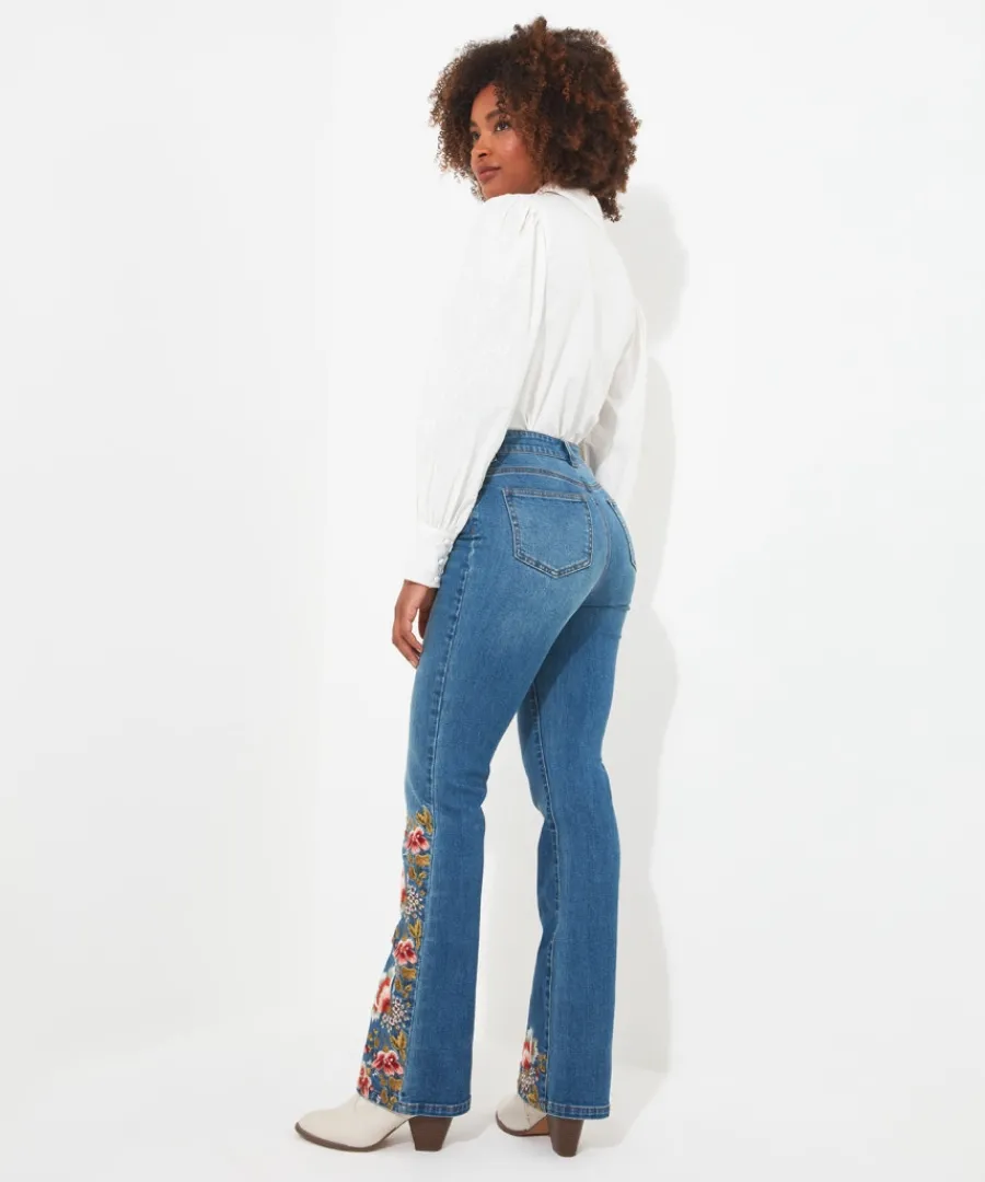 emma_embroidered_jeans_4.webp Joe Browns Jeans & Trousers<Emma Embroidered Jeans