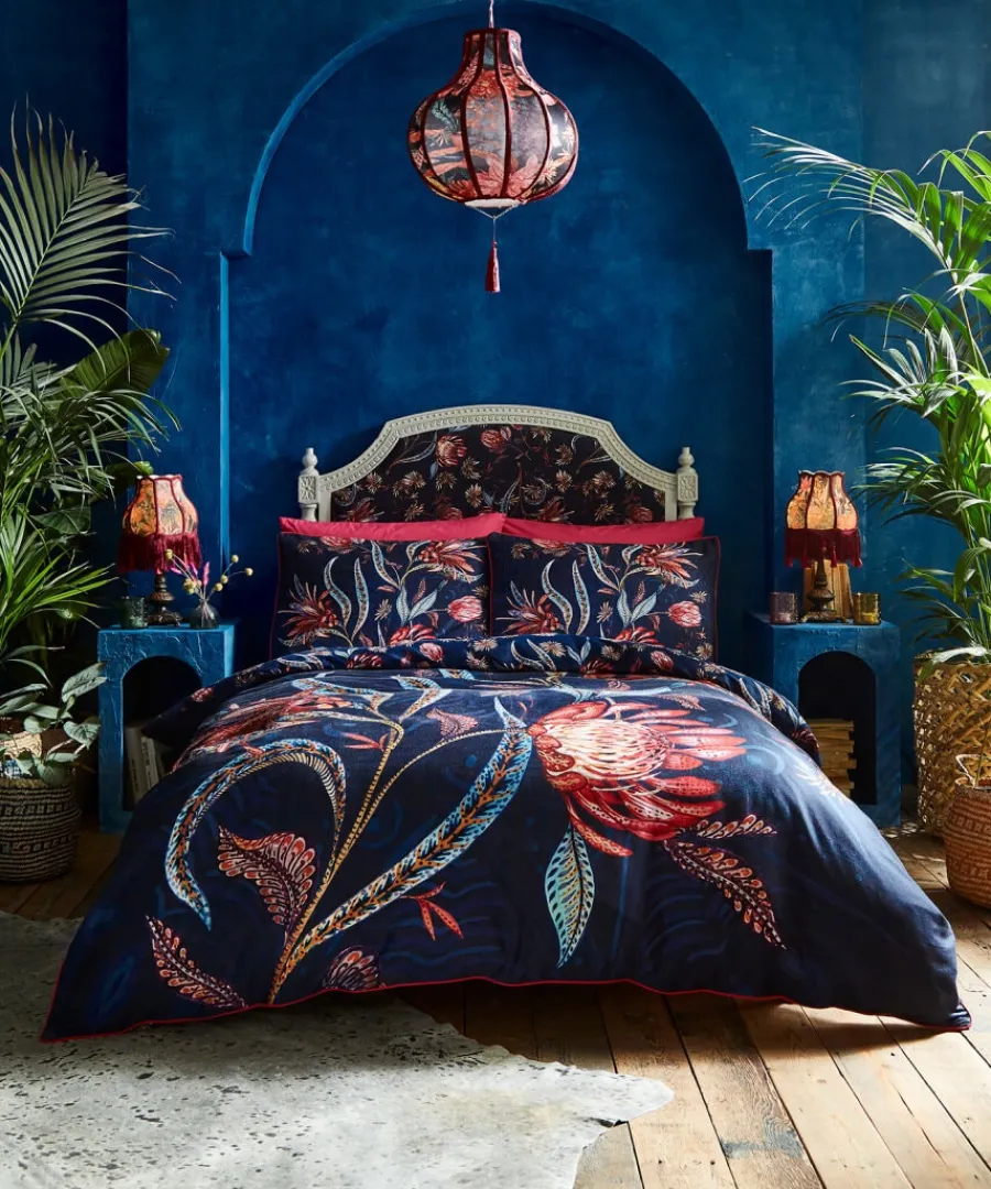 flamboyant_florals_reversible_bed_set_7.webp Joe Browns Bedding<Flamboyant Florals Reversible Bed Set