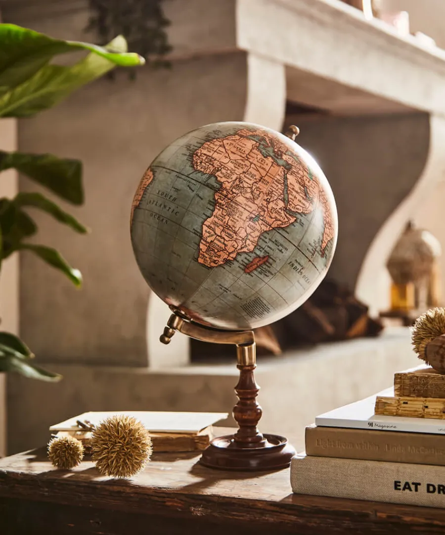 Joe Browns Home Accessories<Globe Ornament