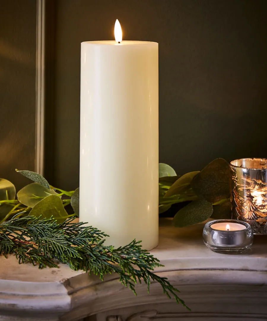 Joe Browns Christmas Decorations<Glow Pillar Candle