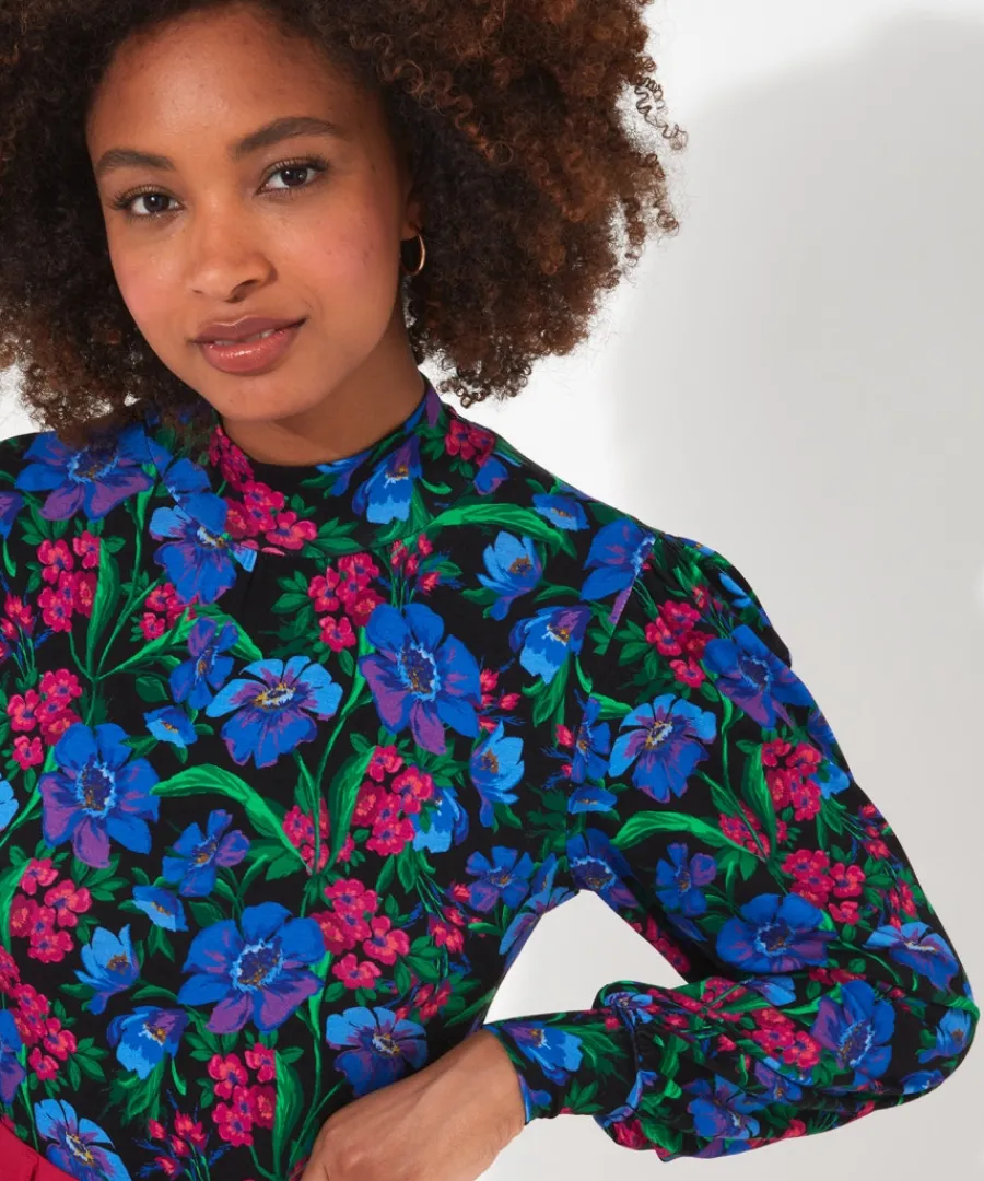 radiant_floral_print_top_3.webp Joe Browns Tops& Tunics & Shirts<Radiant Floral Print Top