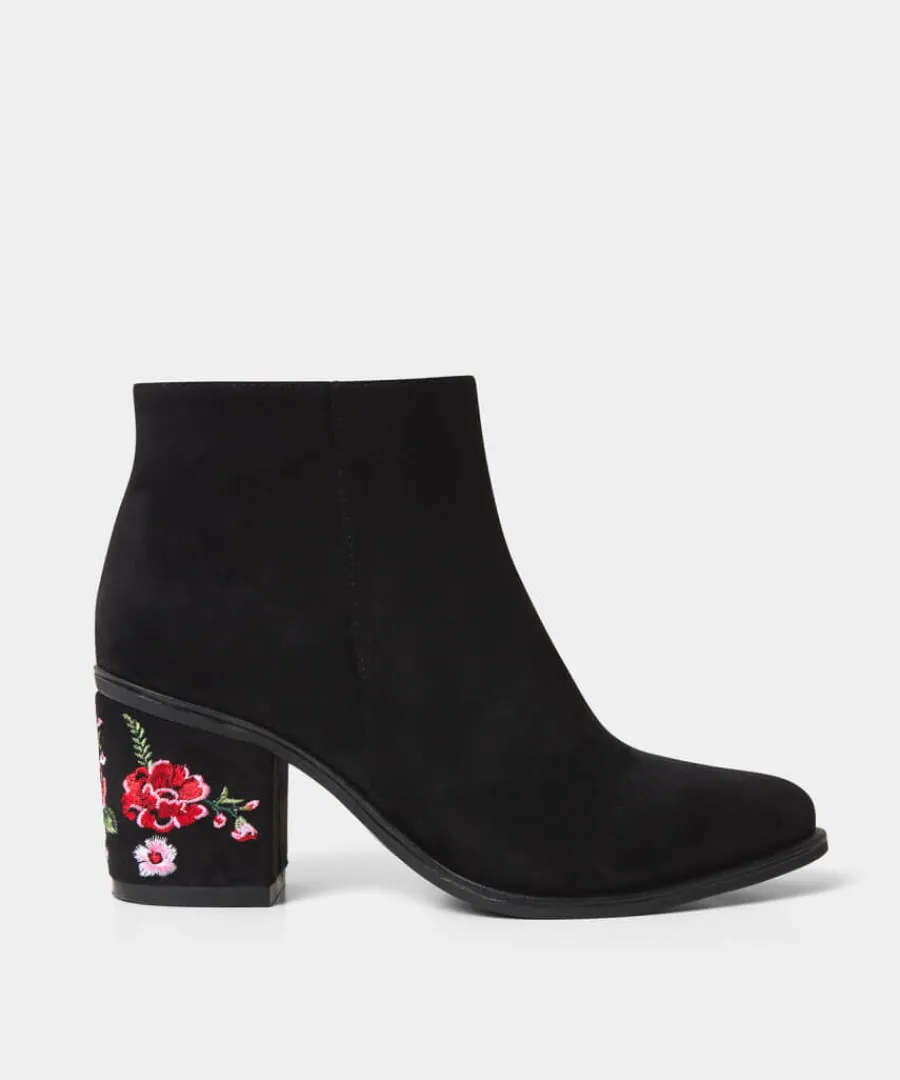 Joe Browns Boots & Shoes<Simply Striking Embroidered Boots