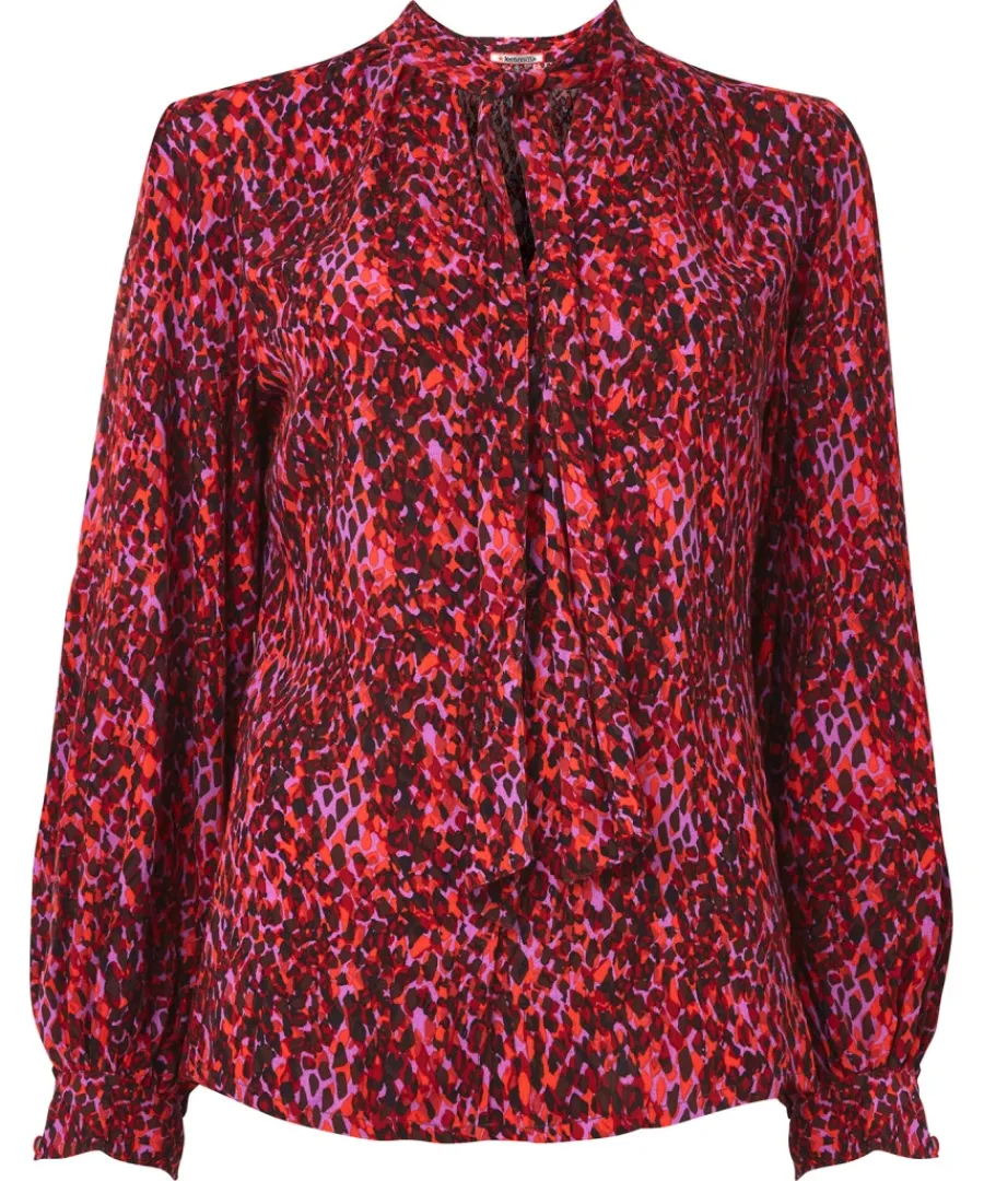 statement_tie_neck_blouse_1.webp Joe Browns Tops& Tunics & Shirts<Statement Tie Neck Blouse
